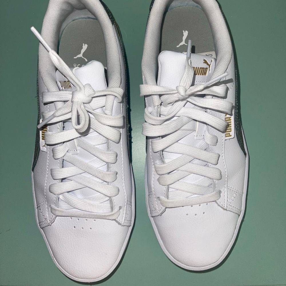 8.5 PUMAS - Picture 2 of 2